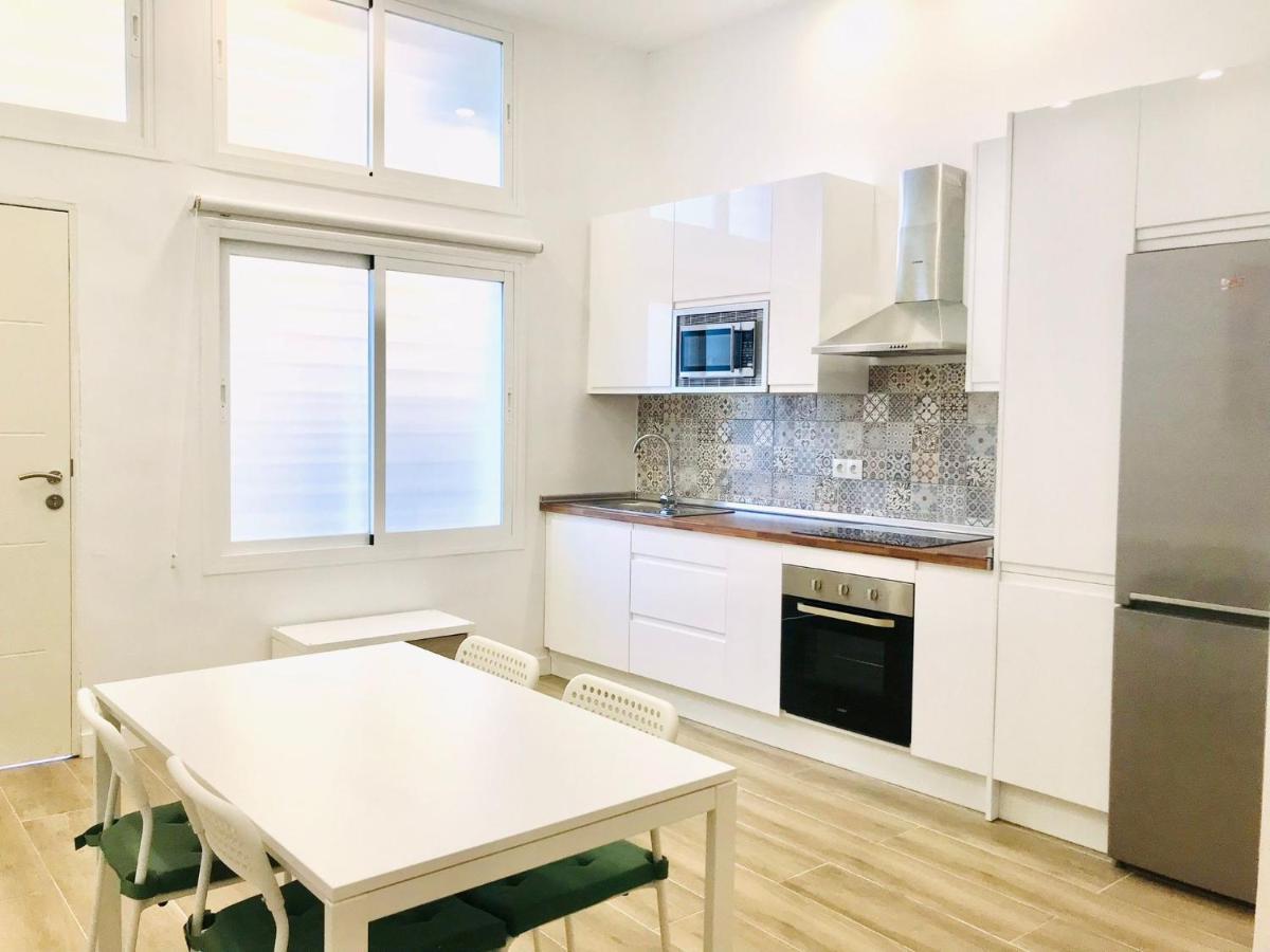 Munilla & Beach By Ele Apartments Malaga Ngoại thất bức ảnh